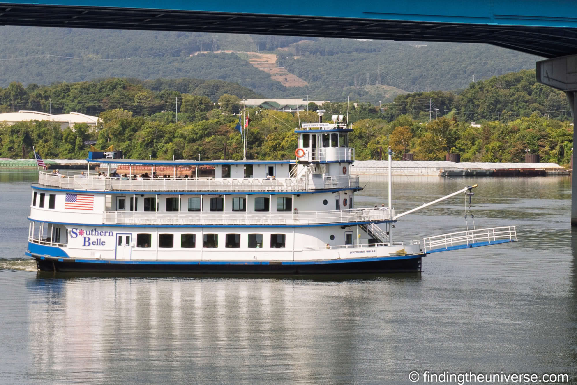 Boat Cruise Chattanooga by Laurence Norah