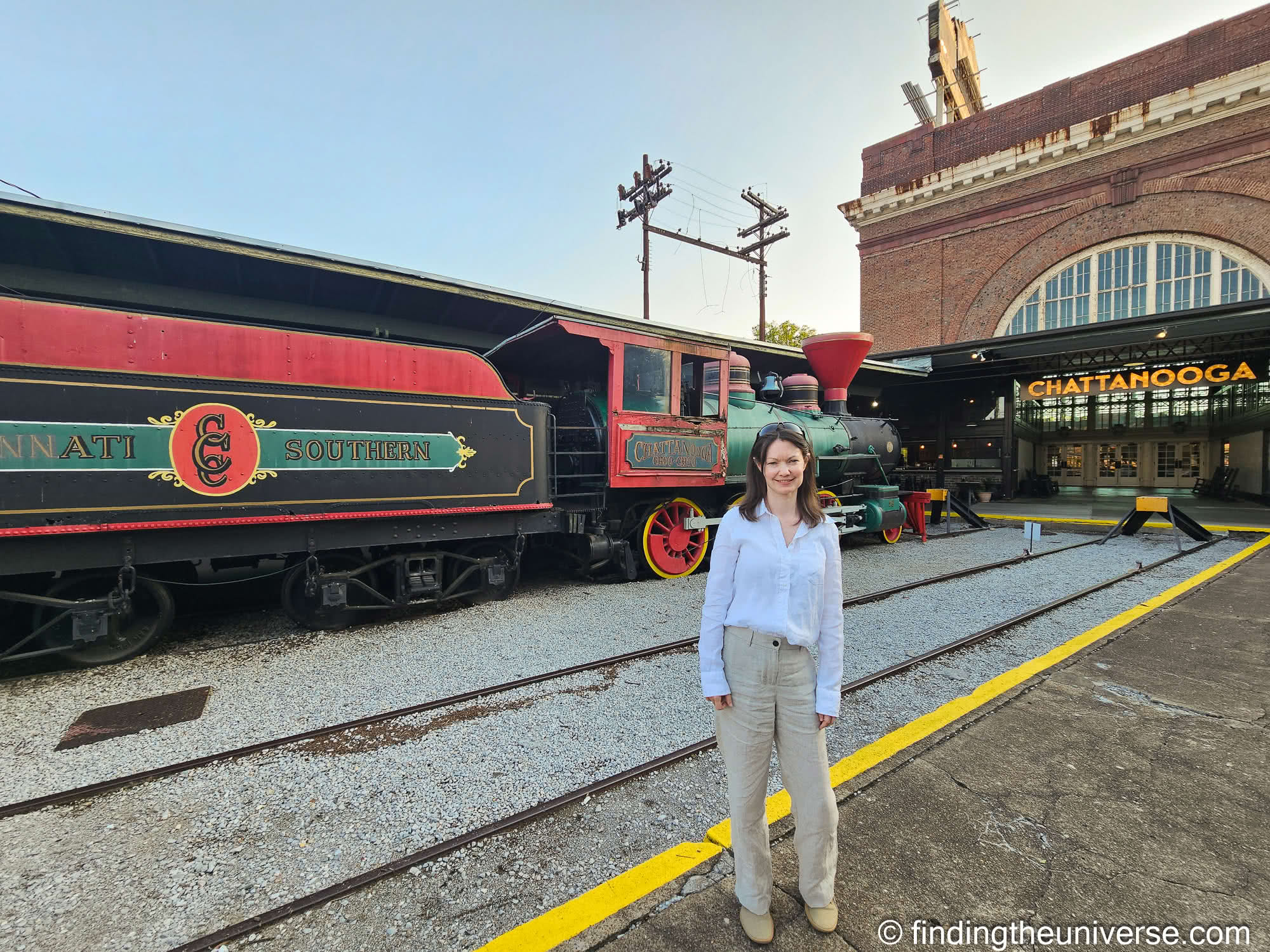 Chattanooga choo choo by Laurence Norah