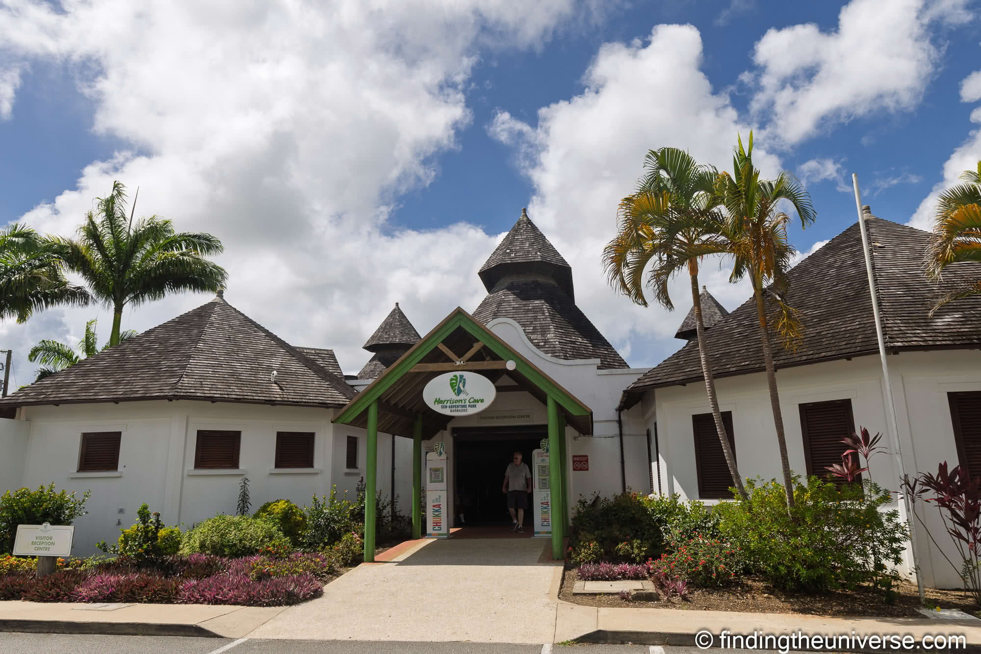Harrisons Cave by Laurence Norah