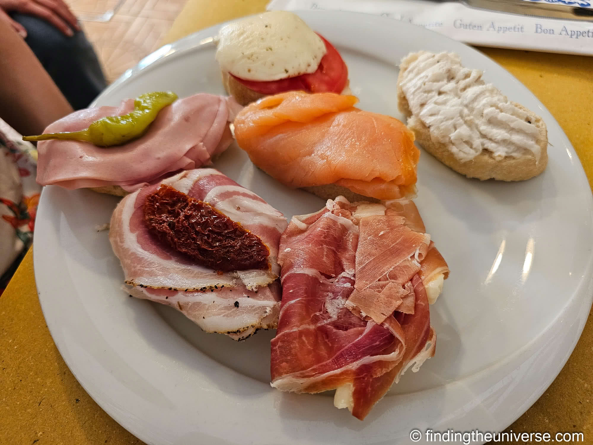 Cantina Do Mori Venice by Laurence Norah