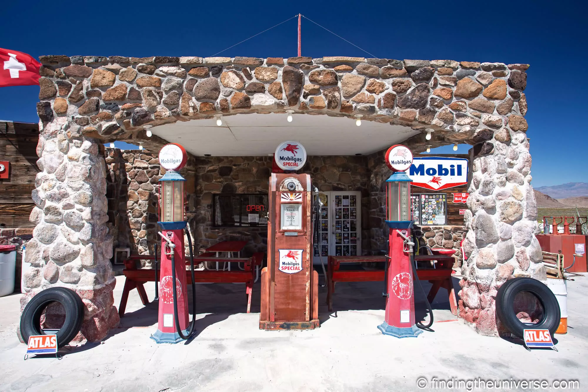 Cool Springs Route 66 by Laurence Norah