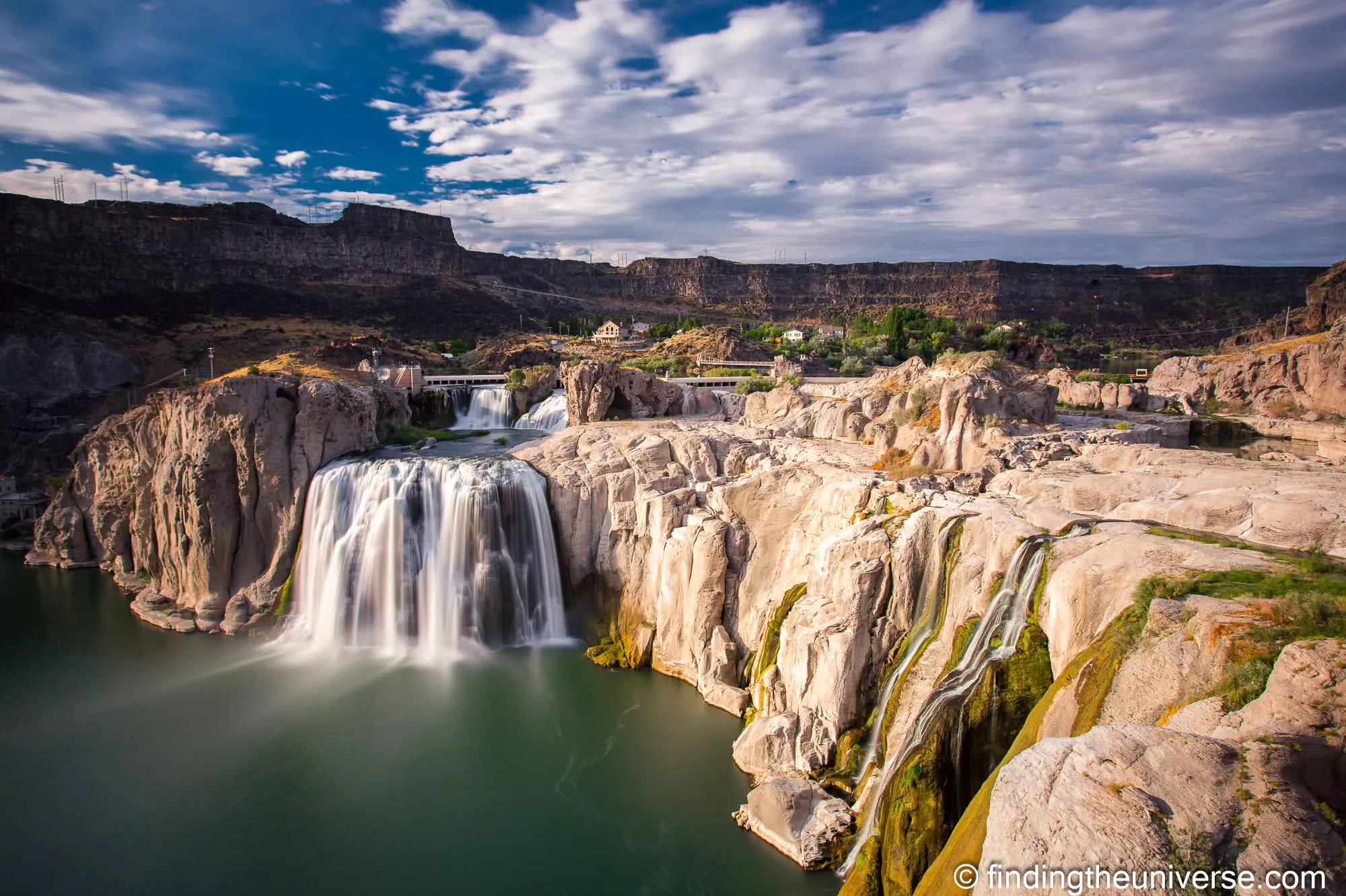 Shoshone Falle, Idaho Long exposure by Laurence Norah
