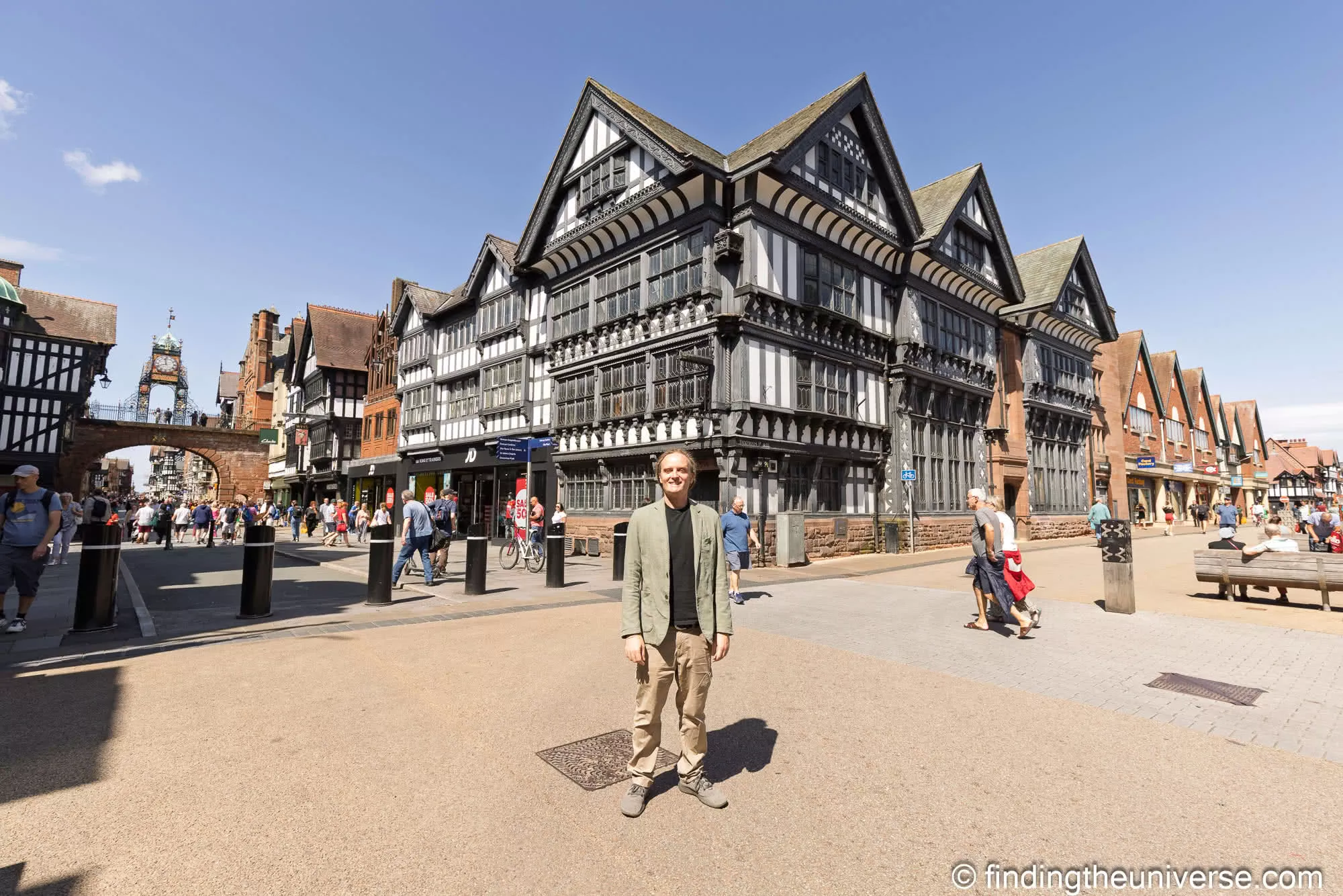 Laurence on Chester street by Laurence Norah