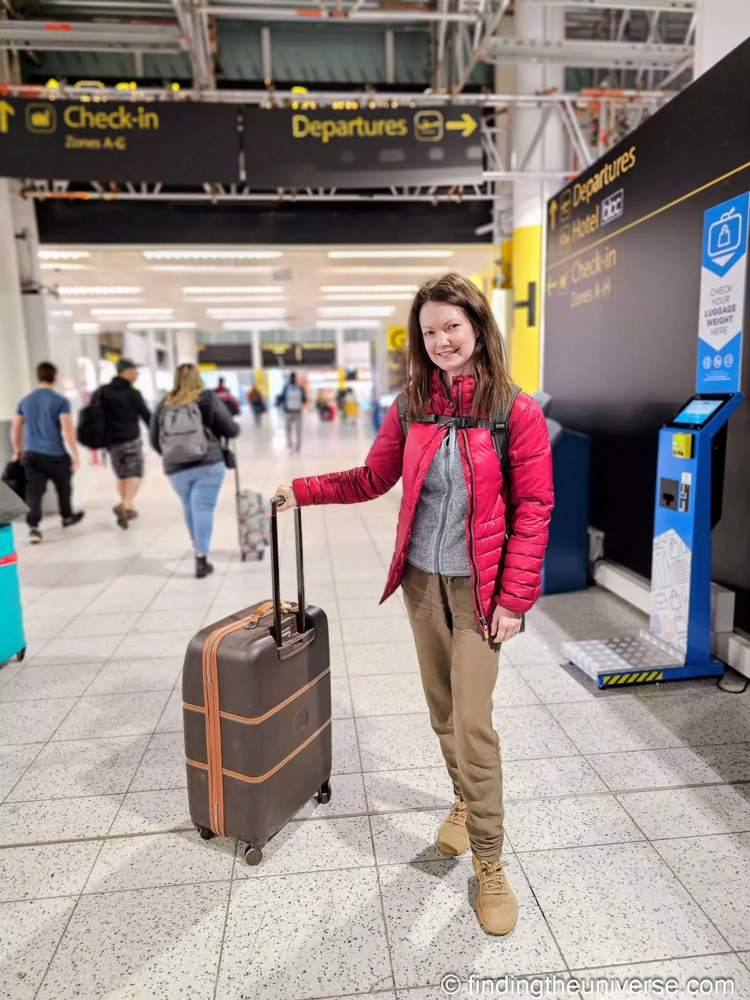 Jess at heathrow airport by Laurence Norah