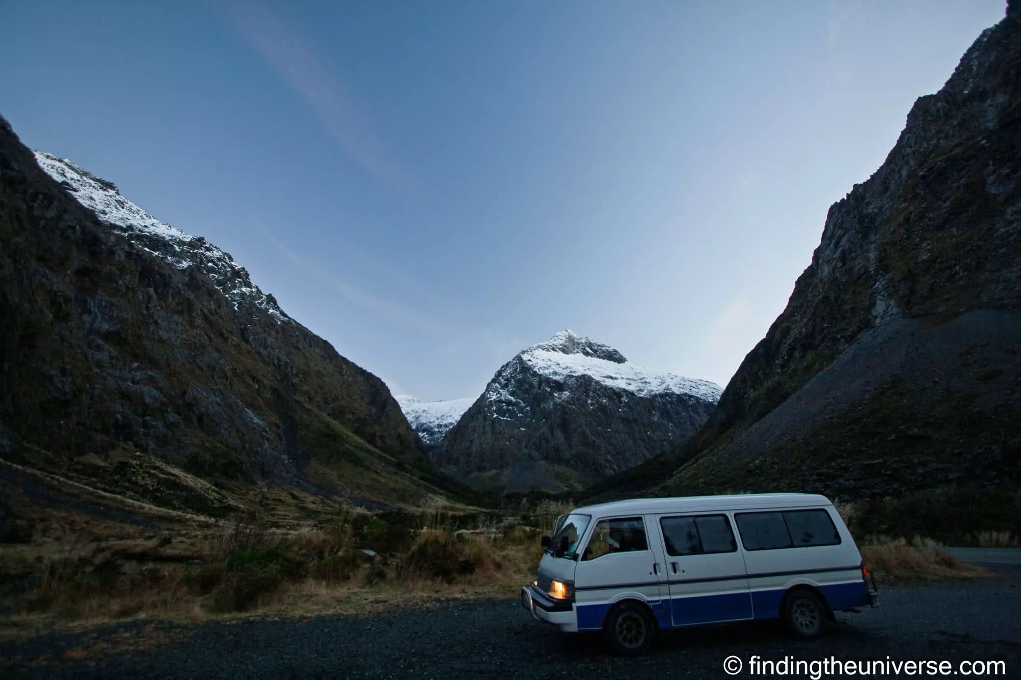 Smalll campervan New Zealand by Laurence Norah