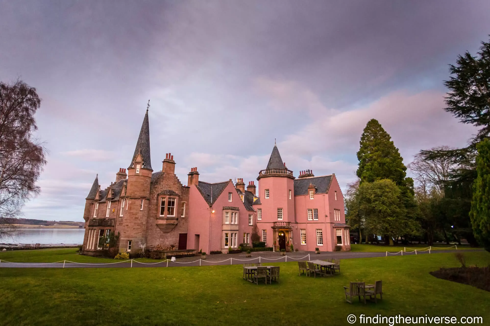 Bunchrew House Hotel at dusk
