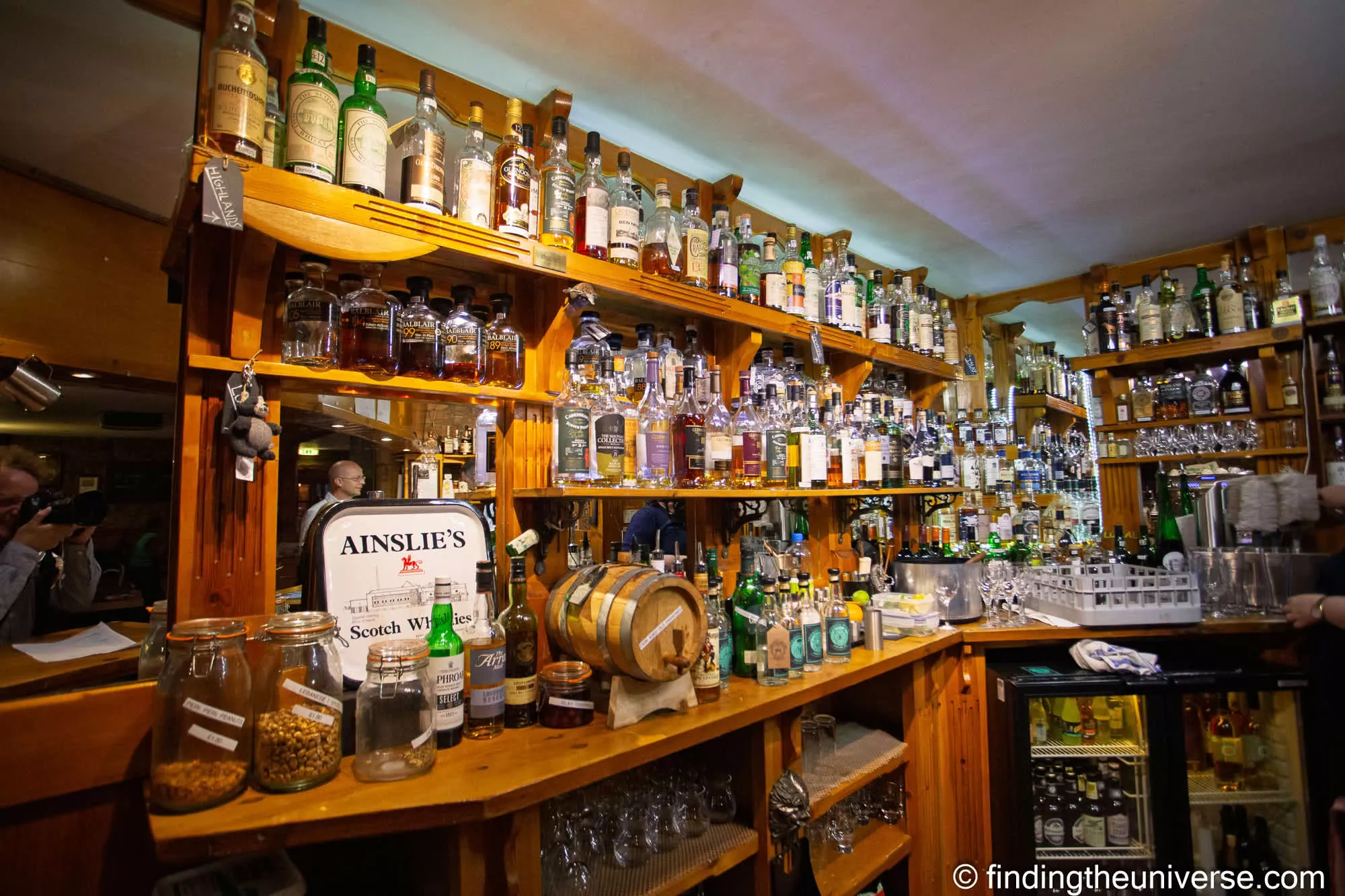 Dornoch whisky bar