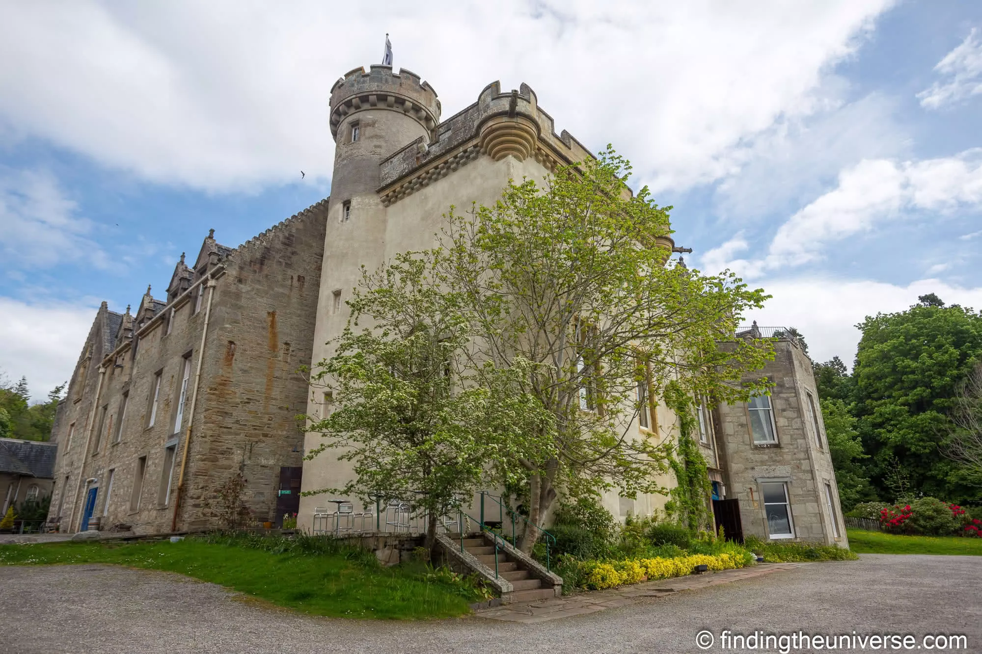 Tulloch Castle Hotel from the drive