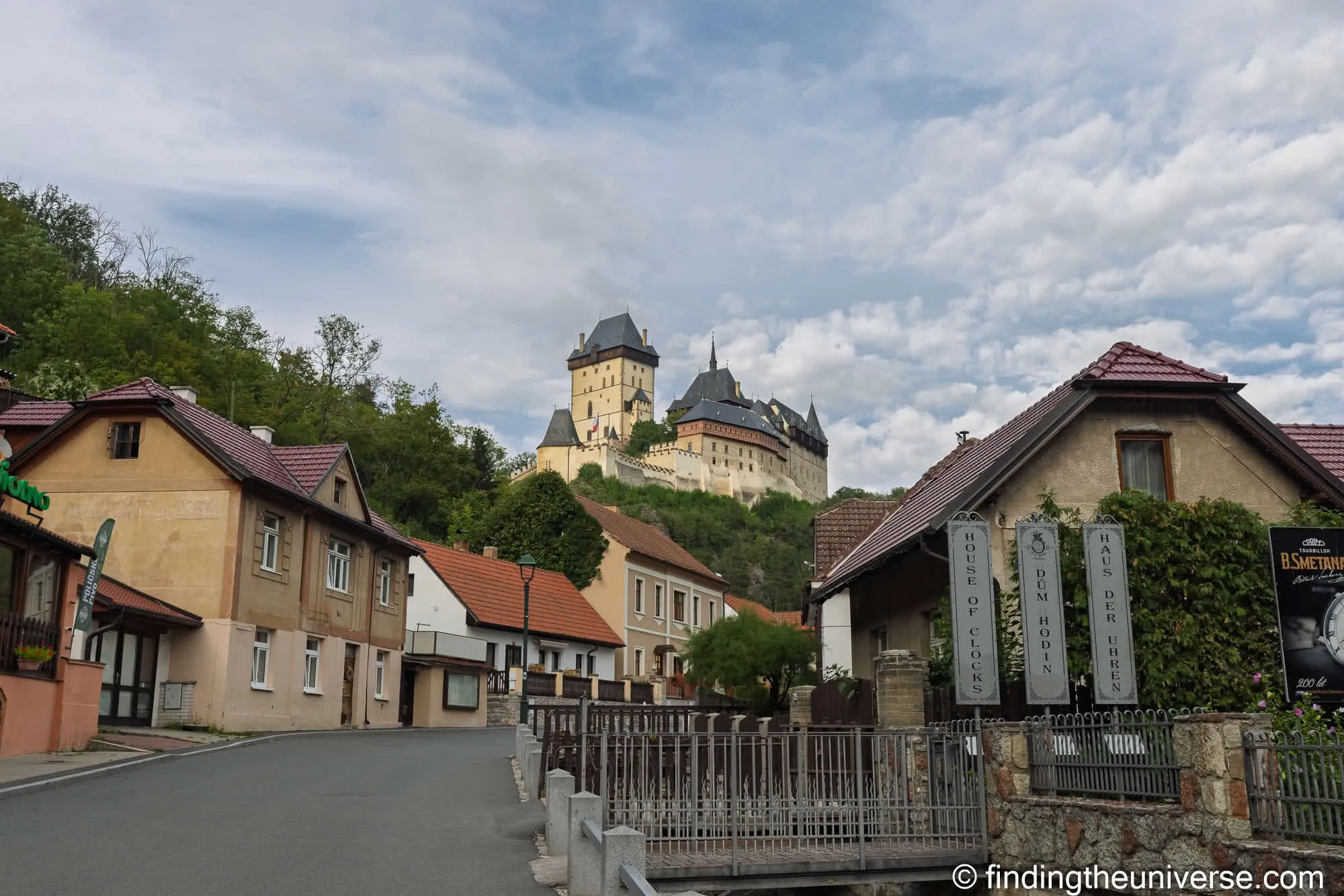 Karlštejn Castle above the village street