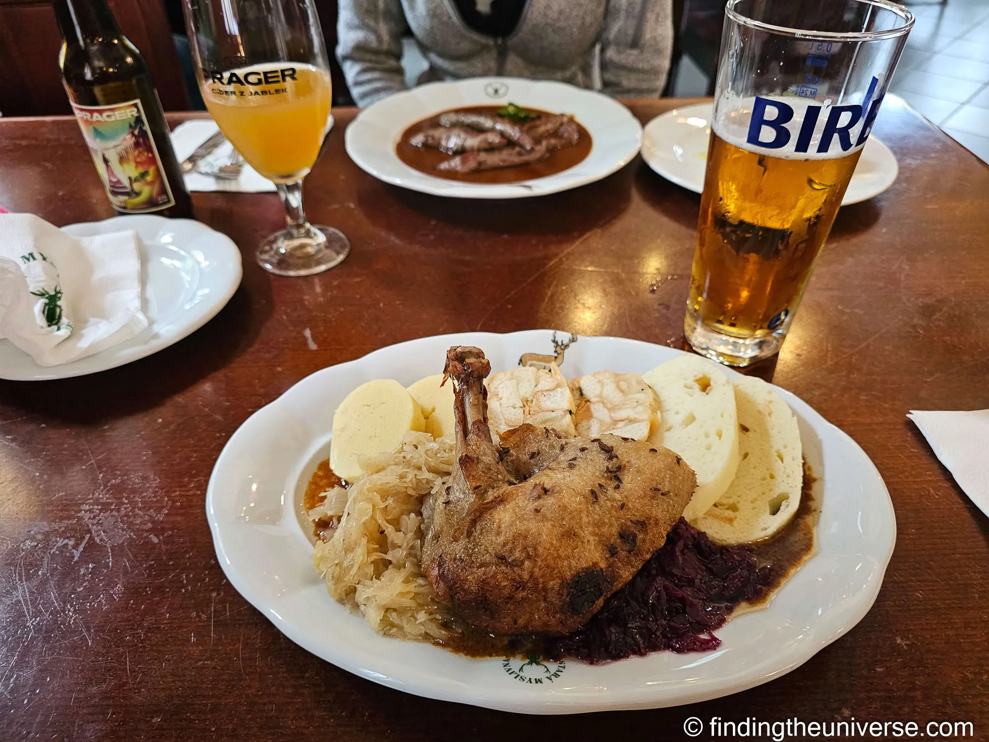 Roast duck with dumplings, sauerkraut and red cabbage, Konopiště