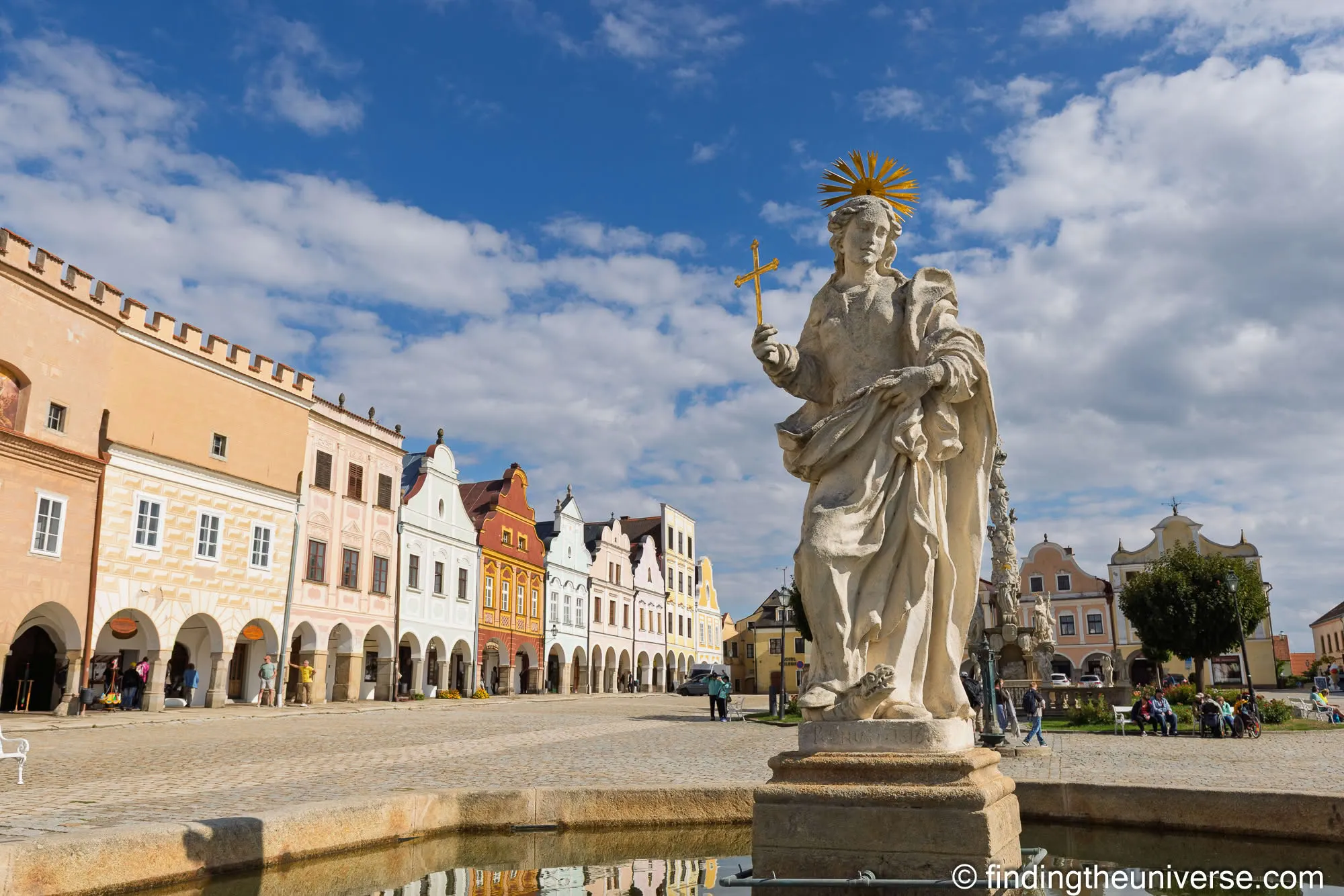 Statue and fountain on the main square in Telč
