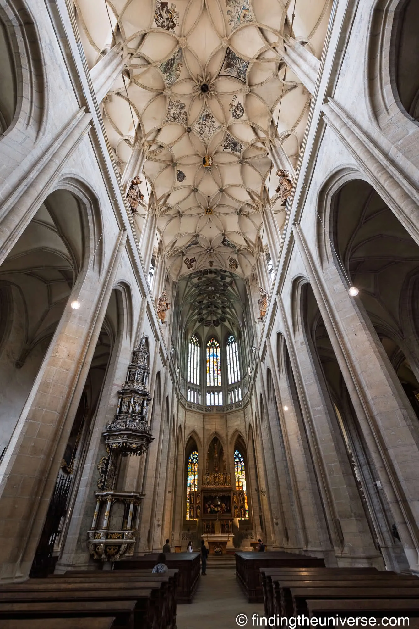 Vaulted nave of St Barbara's Cathedral, Kutná Hora